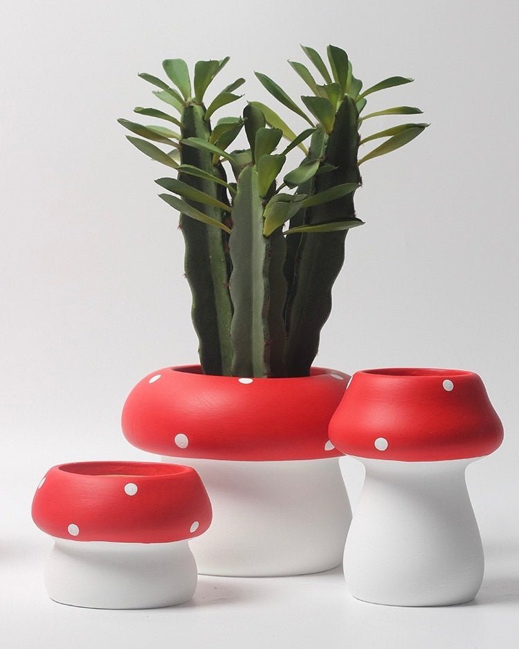 Handmade Cute Whimsical Ceramic Mushrrom Plant Flower Pot for Indoor / Outddor