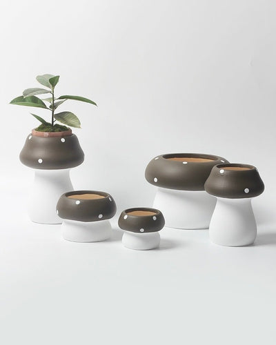 Handmade Cute Whimsical Ceramic Mushrrom Plant Flower Pot for Indoor / Outddor