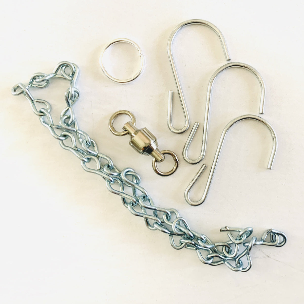 Skwiveler Hanging System