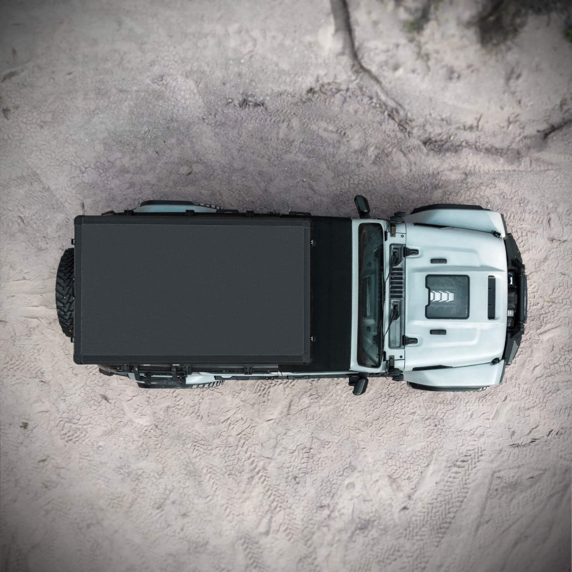 Heavy Duty 2-3 Person Hardshell Rooftop Tent With Ladder (SAK93120)