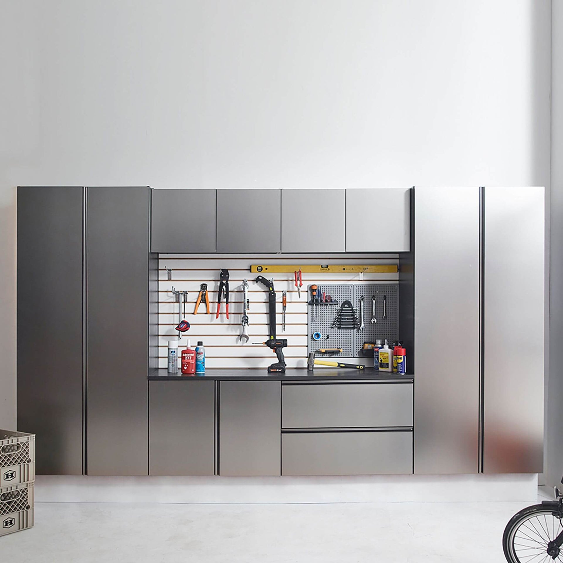 Heavy-Duty Wall-Mounted Metallic Gray Garage Cabinet Set With Soft Closing Doors And Drawers (SAK24368)