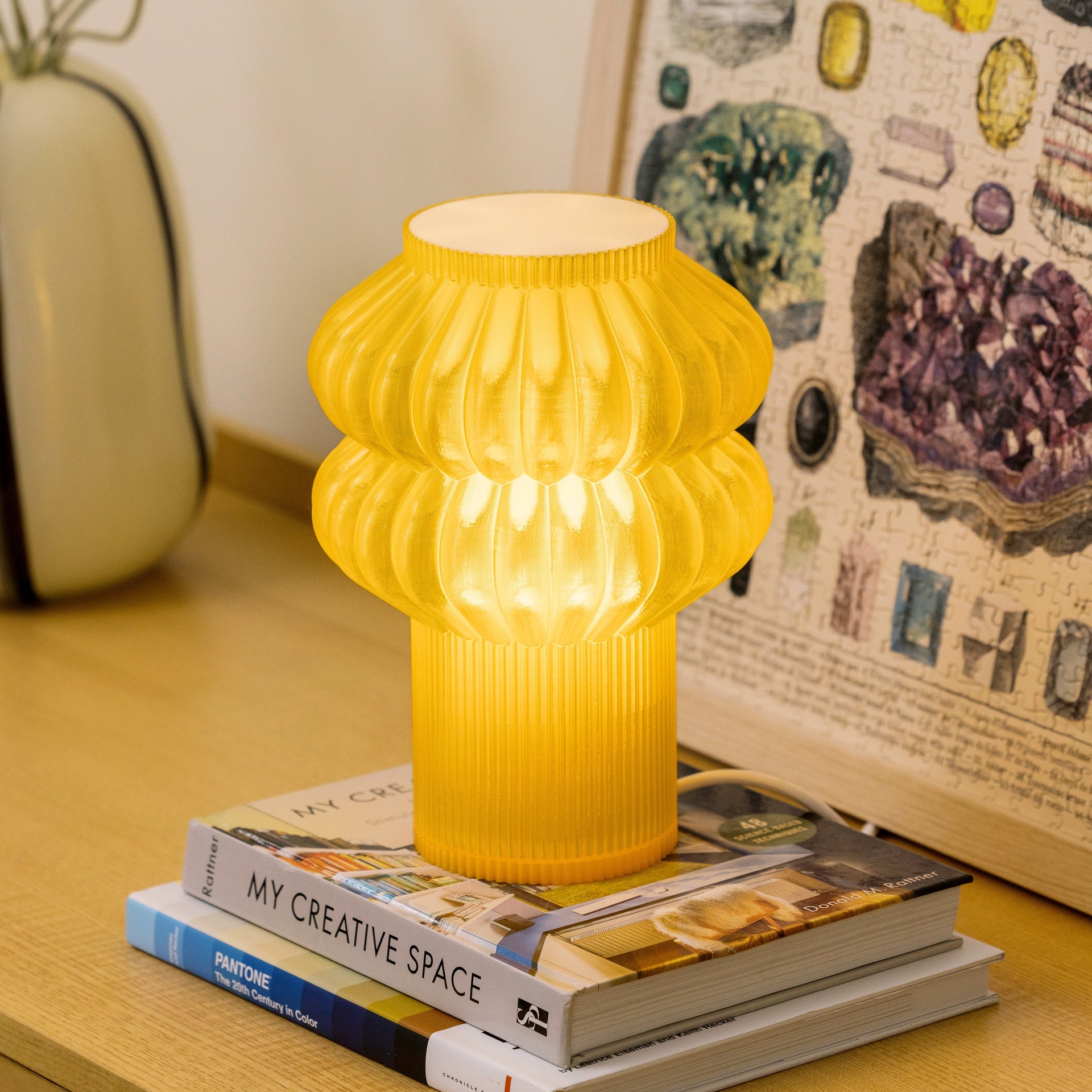 Oppi Table Lamp - Honey Terra Labs