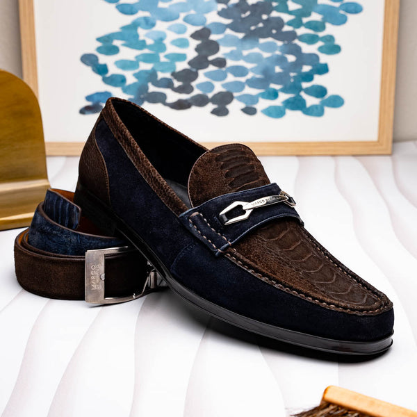 Hugo Brown / Navy