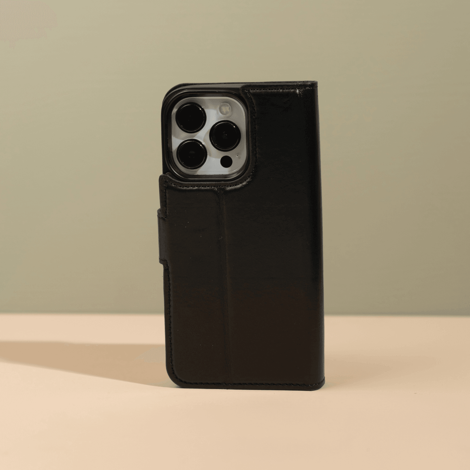 iPhone 16 Series Black Leather Wallet Case - New York