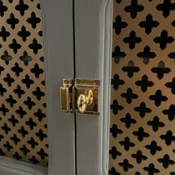 Cabinet Latch - Unlacquered Brass Polished