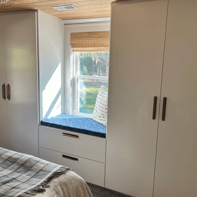 Brass Rectangle Drawer Pulls with Backplate - Antique Brass