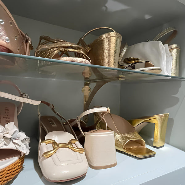 Classic Shelf Bracket - Brass Brushed