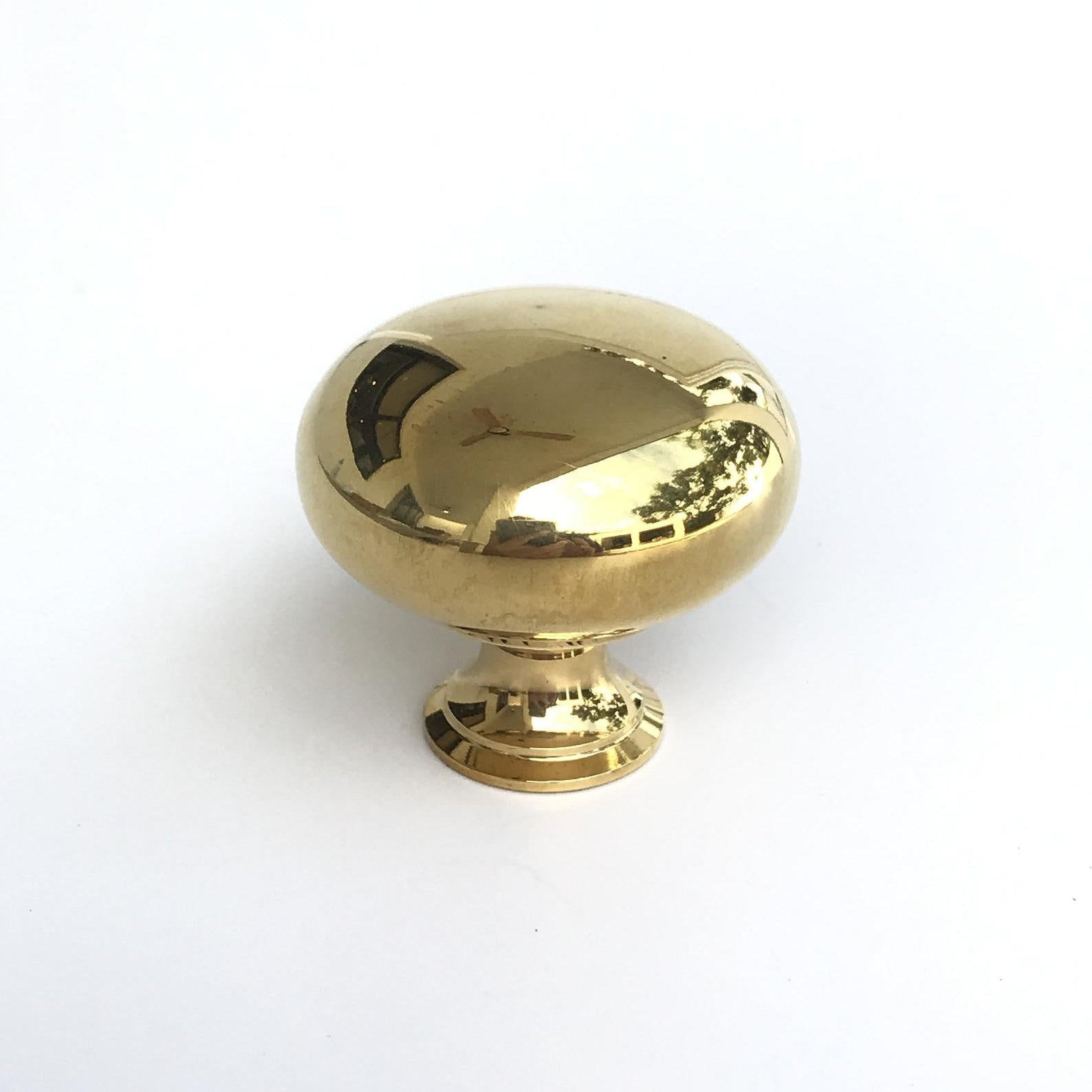 Unlacquered Brass 