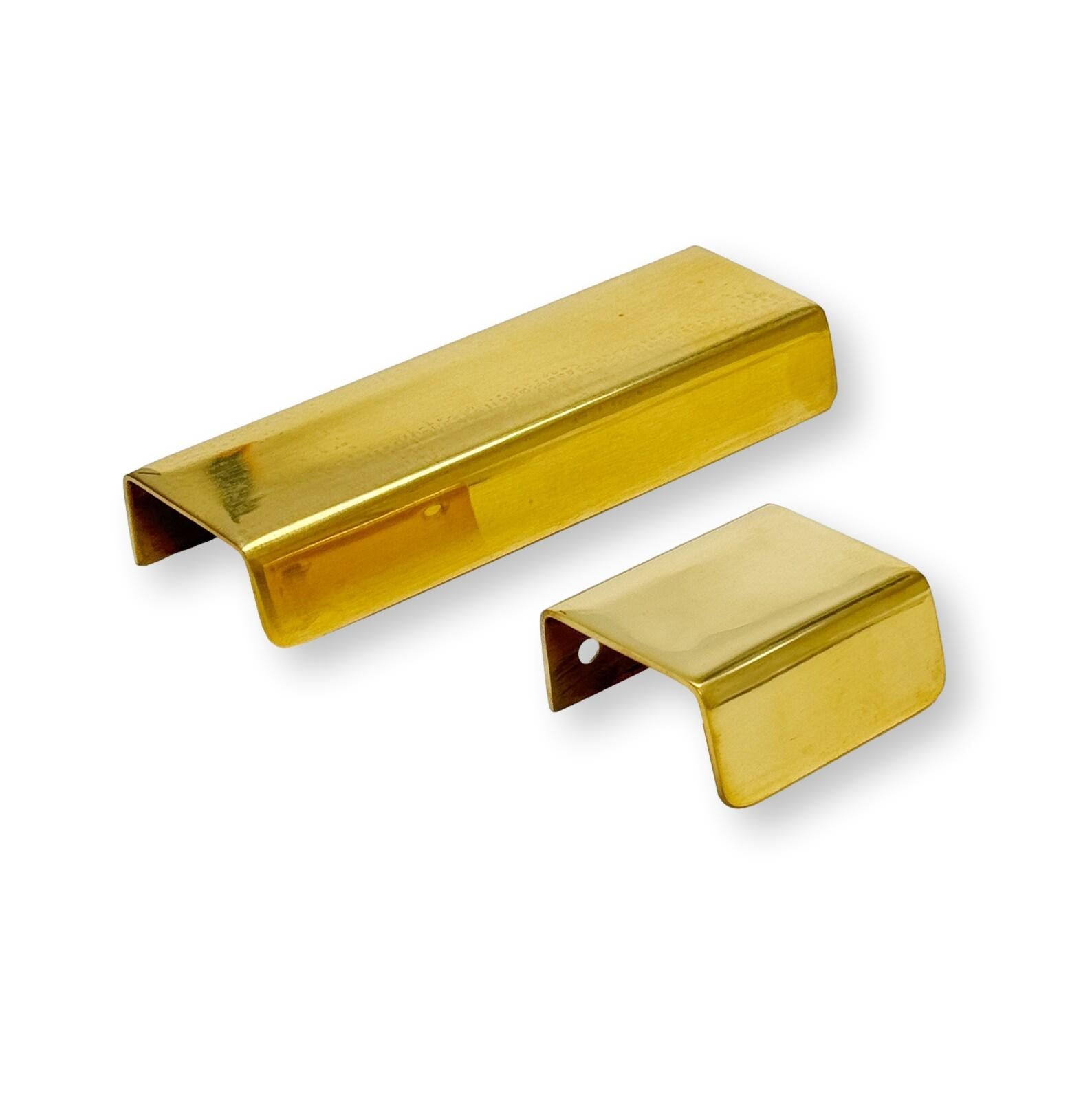 Unlacquered Brass 