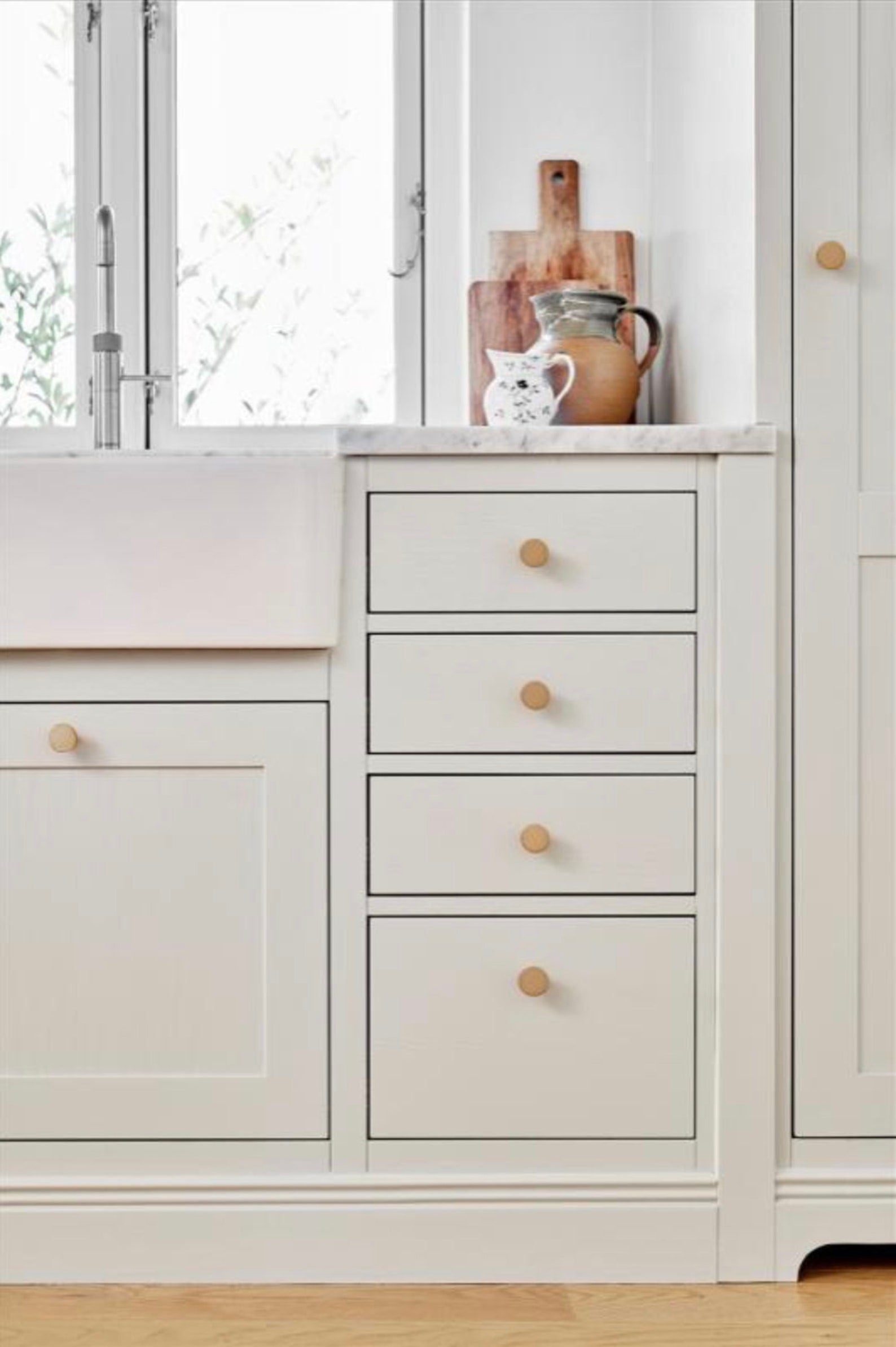 Unlacquered Brass 