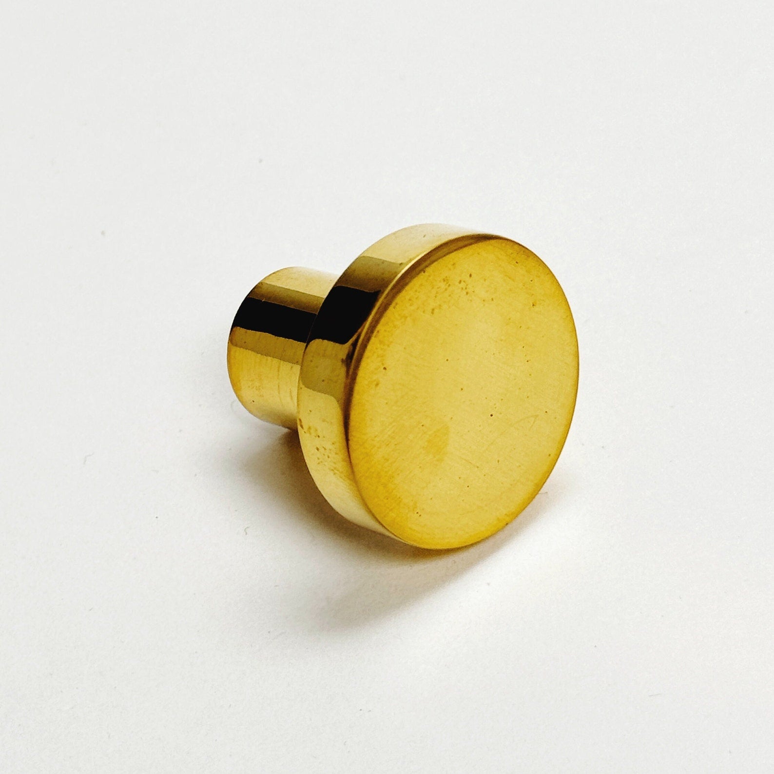 Unlacquered Brass 