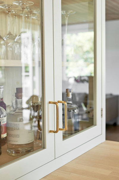 Unlacquered Brass 