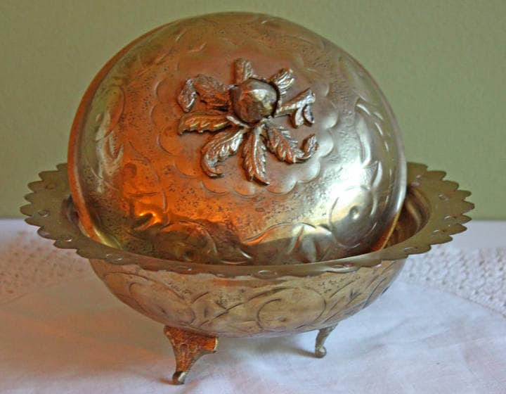 Hand Hammered Brass Bowl with Acorn Knob
