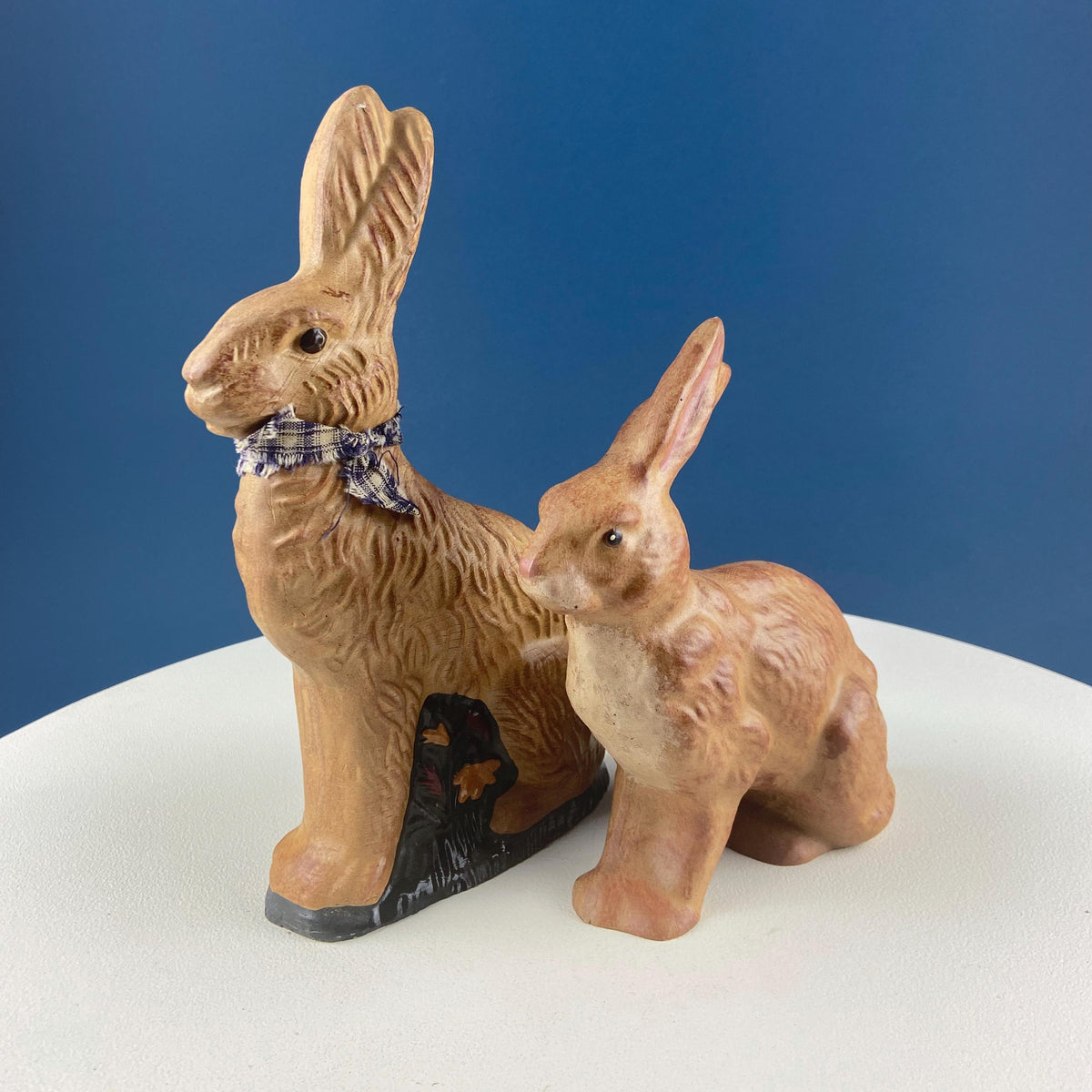 Brown Rustic Bunny Rabbit Figurine with Plead Bow. Hand-Painted Easter Display. Spring Celebration. Modern Farmhouse. Dining Room Decor.