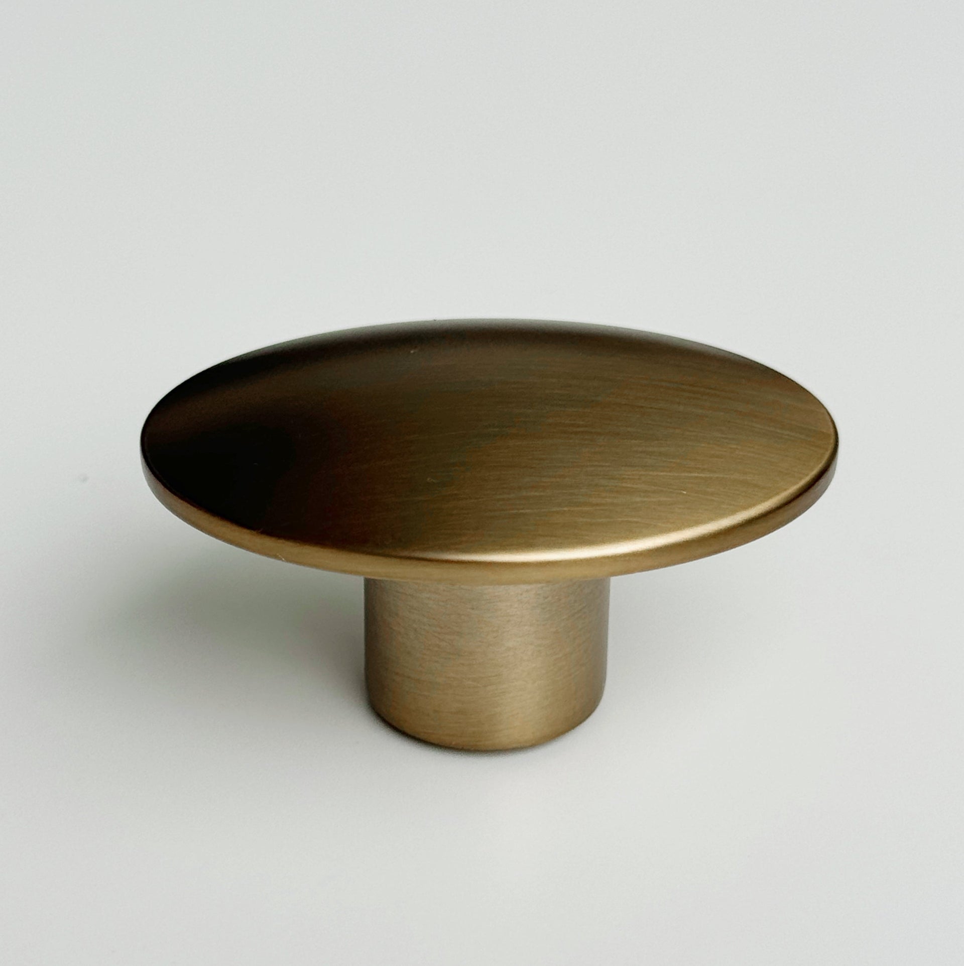 Oval Brushed Bronze 