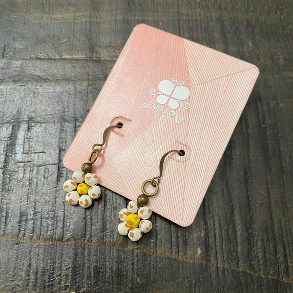 Ceramic Daisy Earring