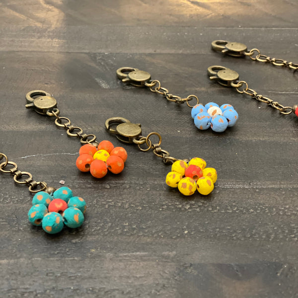Ceramic Daisy Keychain