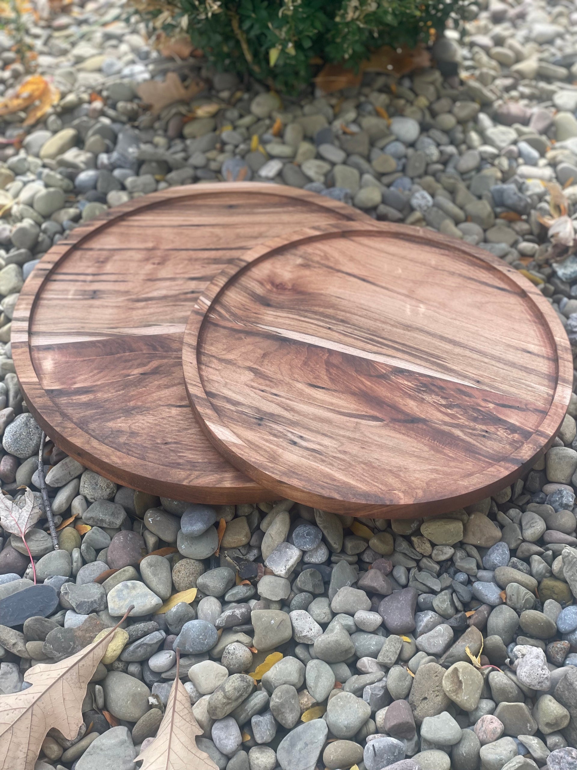 Hardwood Circle Cutting Board with lip