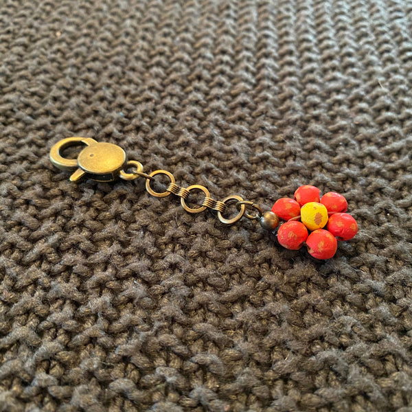 Ceramic Daisy Keychain