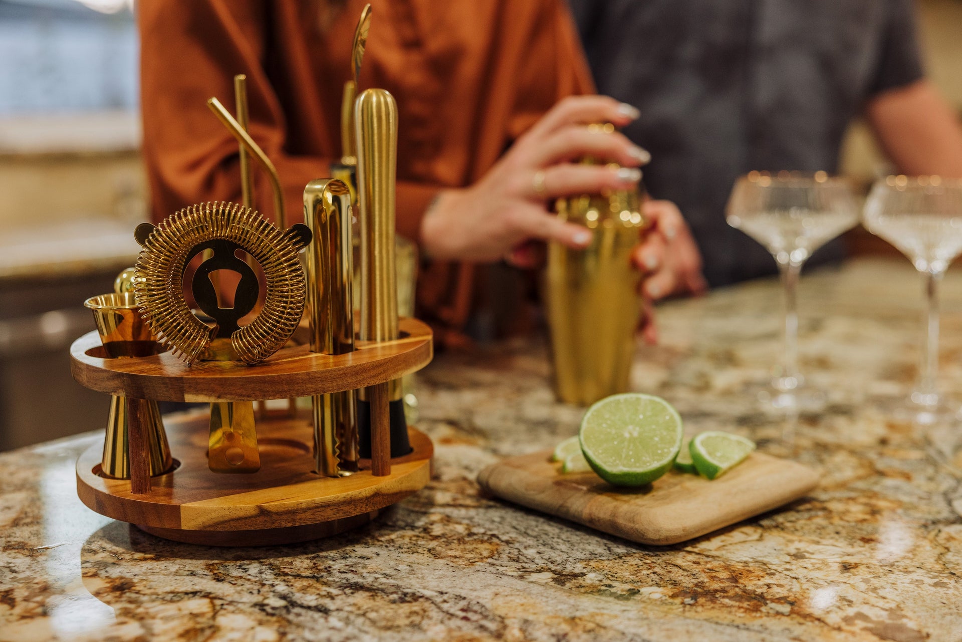 Carousel Lazy Susan Bar Set Picnic Time Family of Brands