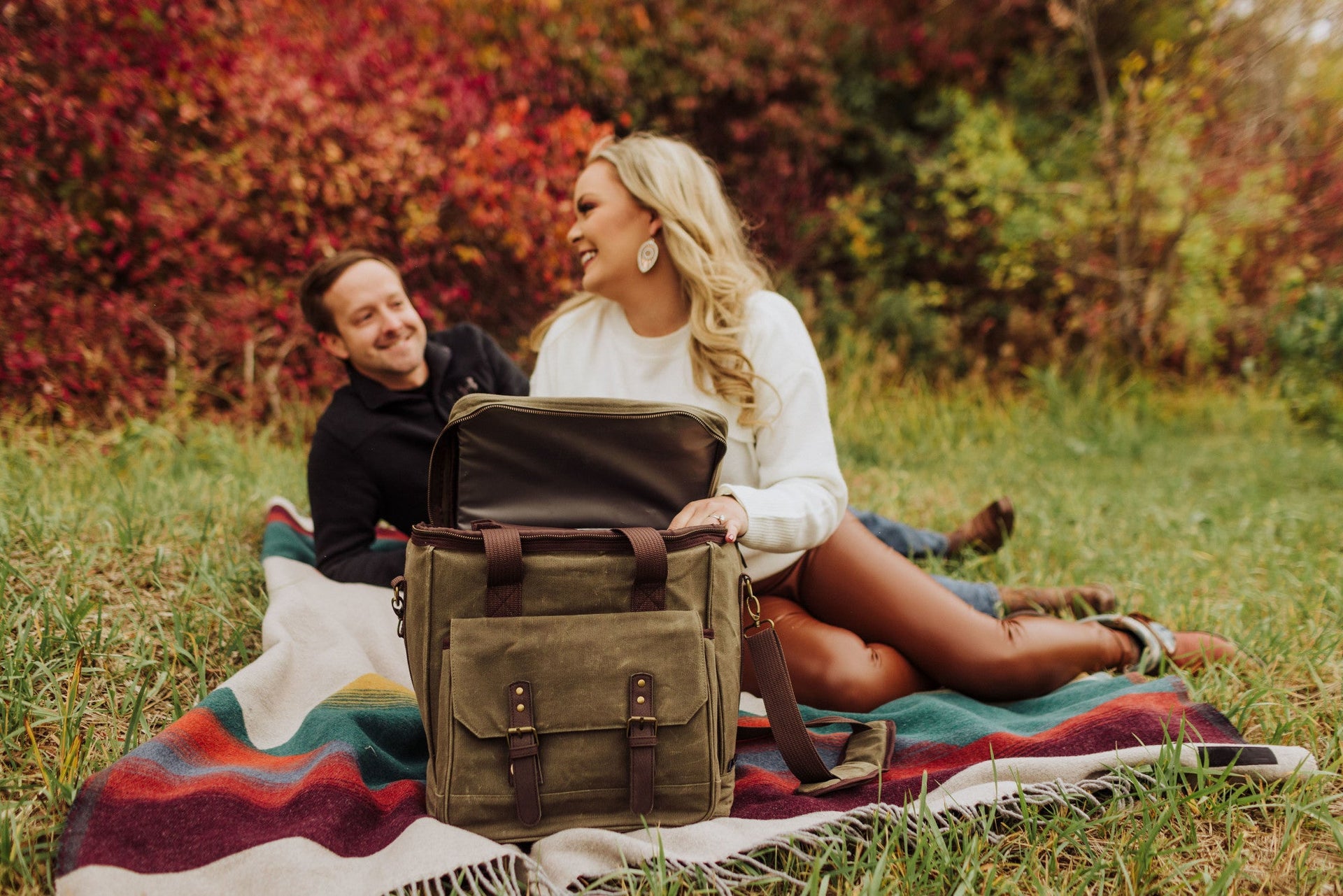 Weekender 6 Bottle Insulated Wine Bag with Trolley