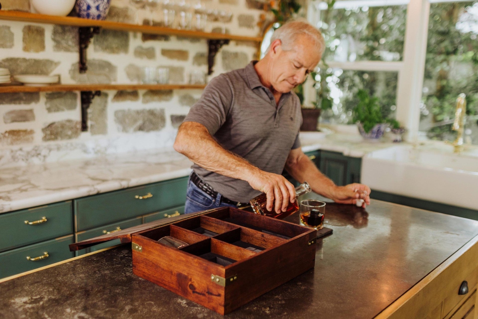 Whiskey Box Gift Set with Decanter Picnic Time Family of Brands