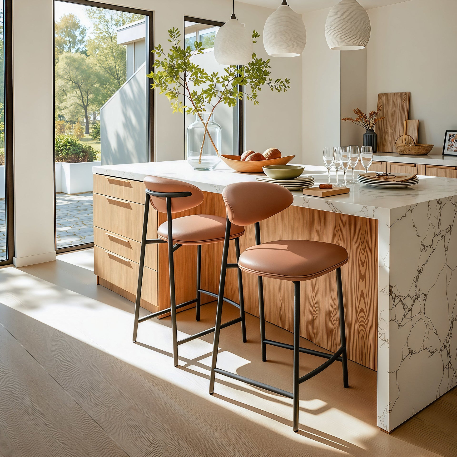 Rorun Counter Stool (Set of 2) Brown