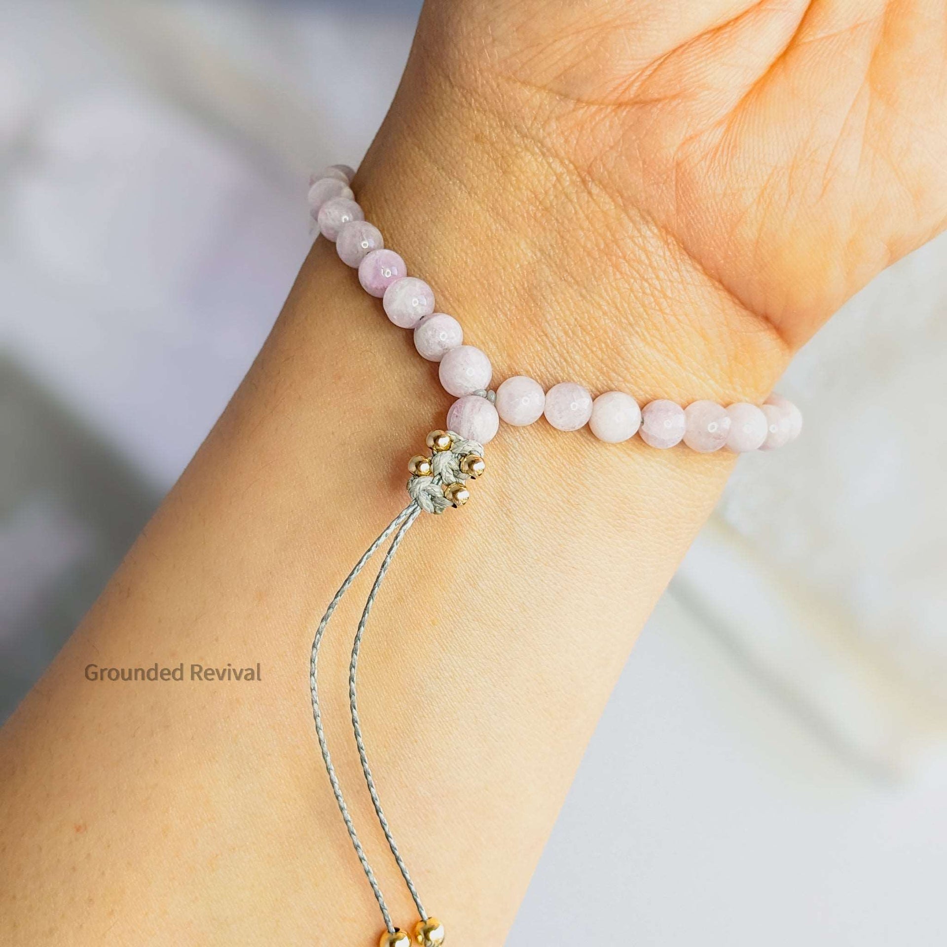 Kunzite Tasbih Bracelet | Women's Dhikr Beads - 33 Beads, 6mm
