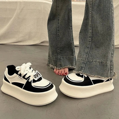 Lace Up Round Toe Platform Sneakers