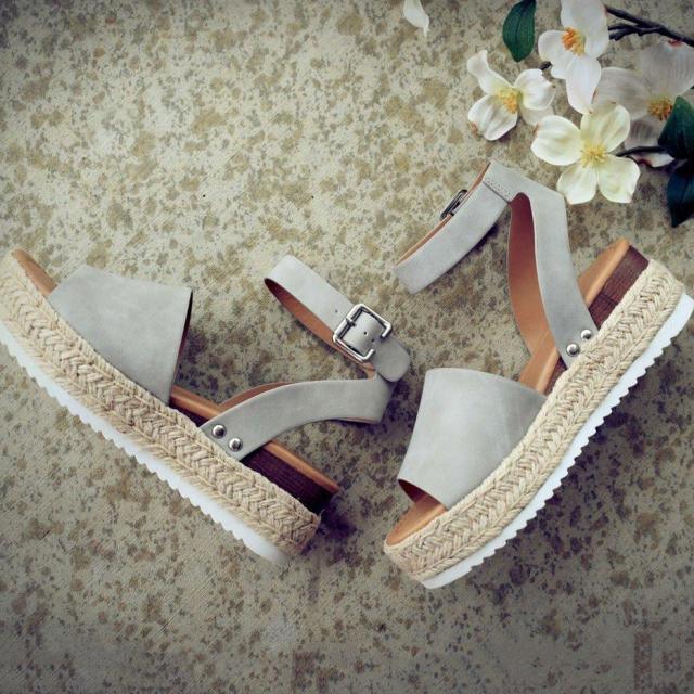 Ladies Elegant Leopard Shoes For Women High Heels Sandals Summer Flip Flop Platform Sandals High Platform Sandals Thick Bottom Belt Buckle Shoes Adjustable Strap Sandals