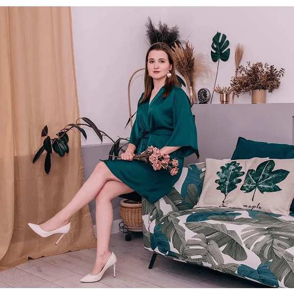 Ladies Fashion Red Soft Short Sleepwear For Women Trendy Women's Comfortable V Neck Bathrobe  Bridesmaid Bride Party Robes