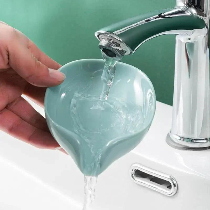 Leaf Shaped Soap Dish Holder Suction Cup Soap Dish For Bathroom Shower Soap Box Sponge Soap Holder Storage Tray Soap container Soap Dish Holder Lotus Leaf Shape With Suction Cup Drain Detachable Soap Box Not Punched Toilet Bath Drain Shelf Storage