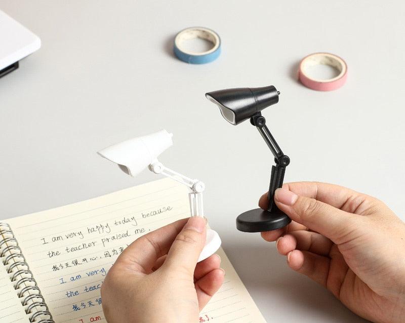LED Mini Desk Lamp Foldable Magnetic Night Light Bedroom Study Reading Book Lamps With Clip Eye Protection Bedside Lights Decorative Table Lamp Cute Study Lamps for Bedroom Décor
