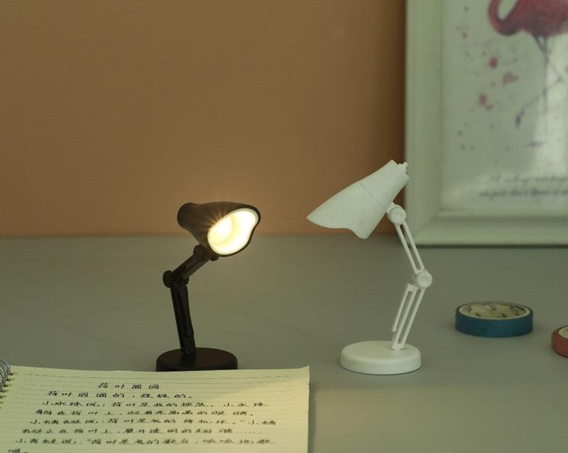 LED Mini Desk Lamp Foldable Magnetic Night Light Bedroom Study Reading Book Lamps With Clip Eye Protection Bedside Lights Decorative Table Lamp Cute Study Lamps for Bedroom Décor