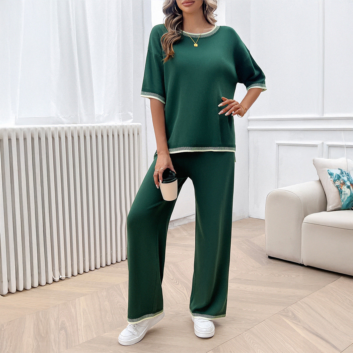 Leisure vacation style simple short sleeved women's straight pants set