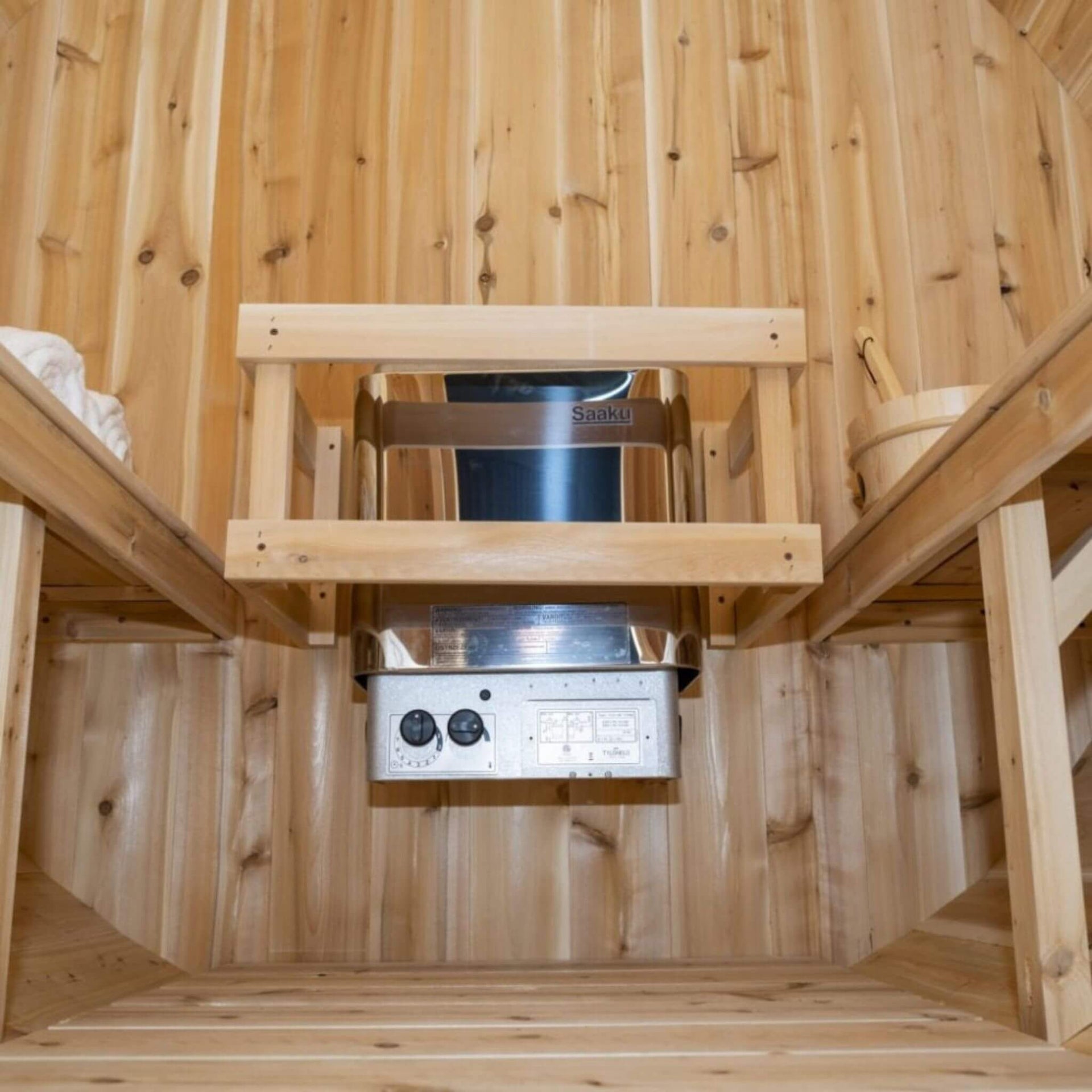 Dundalk Leisurecraft 84-Inch 4-Person Canadian Timber Harmony Barrel Sauna With Solid Wood Benches [CTC22W] (SAK96842)
