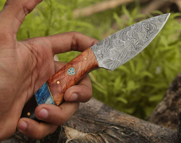 Lightning Everyday Carry Knife with Olive & Resin Handle - Gifts for You 'n Me