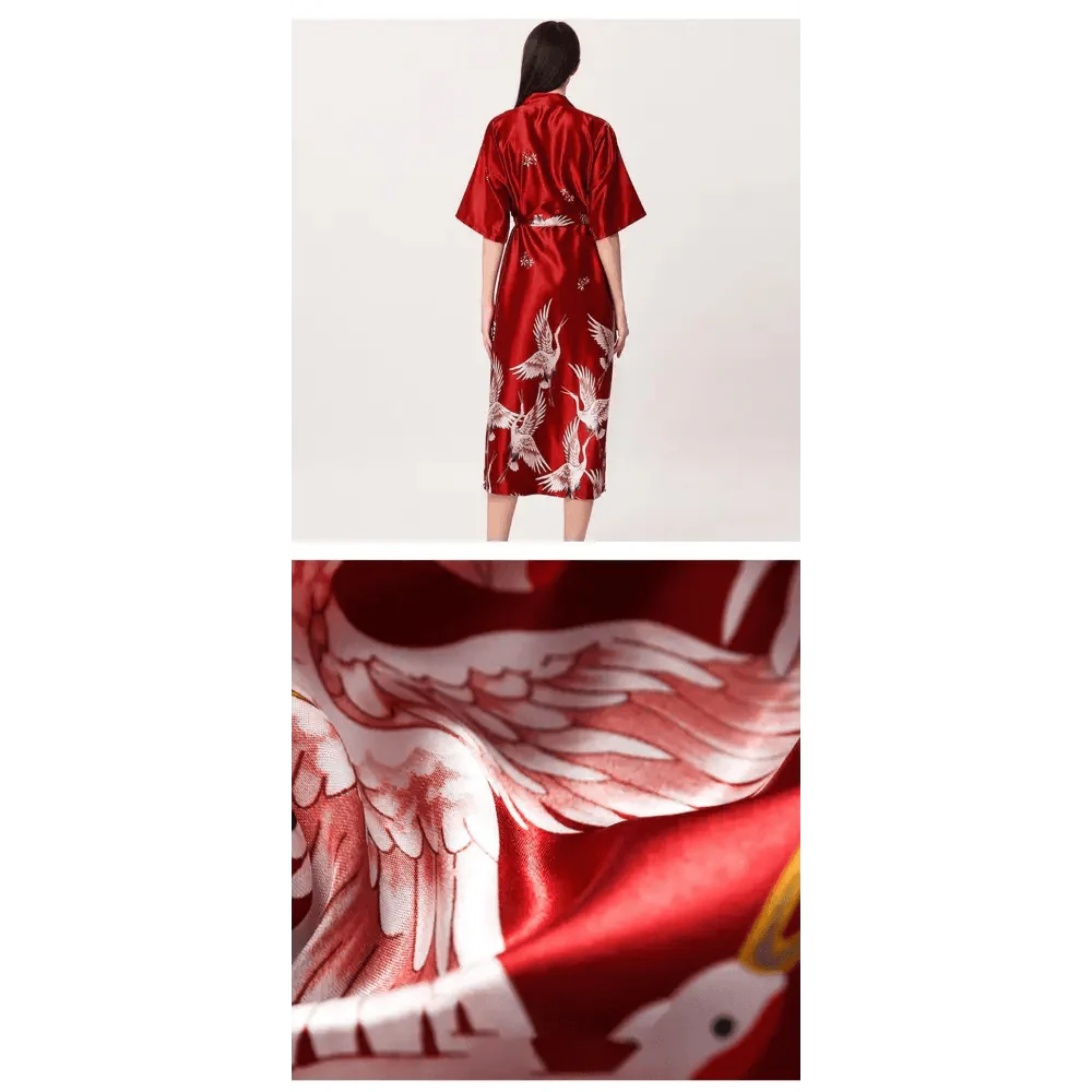 Lightweight Black Floral Birds Printed Women Bathrobe Elegant Design Floral Breathable Robe