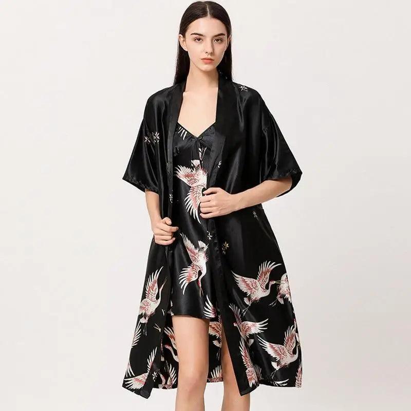 Lightweight Black Floral Birds Printed Women Bathrobe Elegant Design Floral Breathable Robe