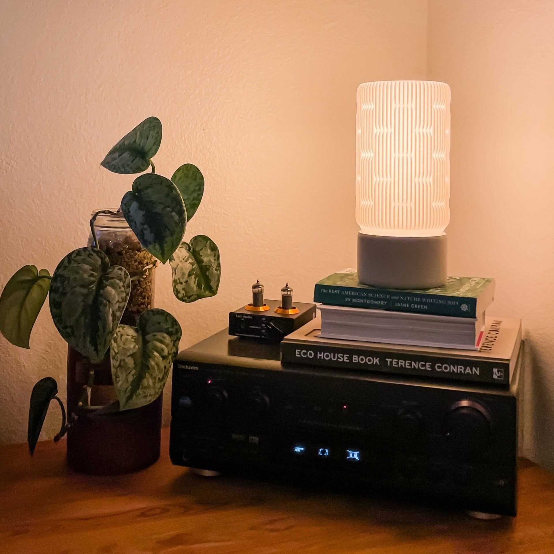 Liunk Table Lamp - Muted Purple Terra Labs