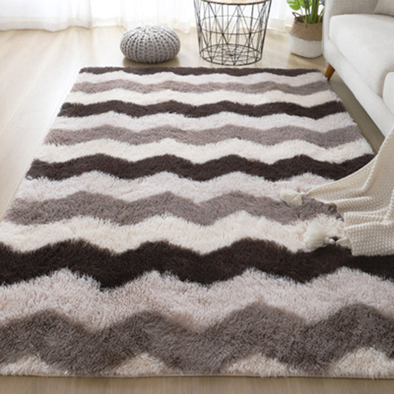 Gradient Tie-Dyed Area Rug