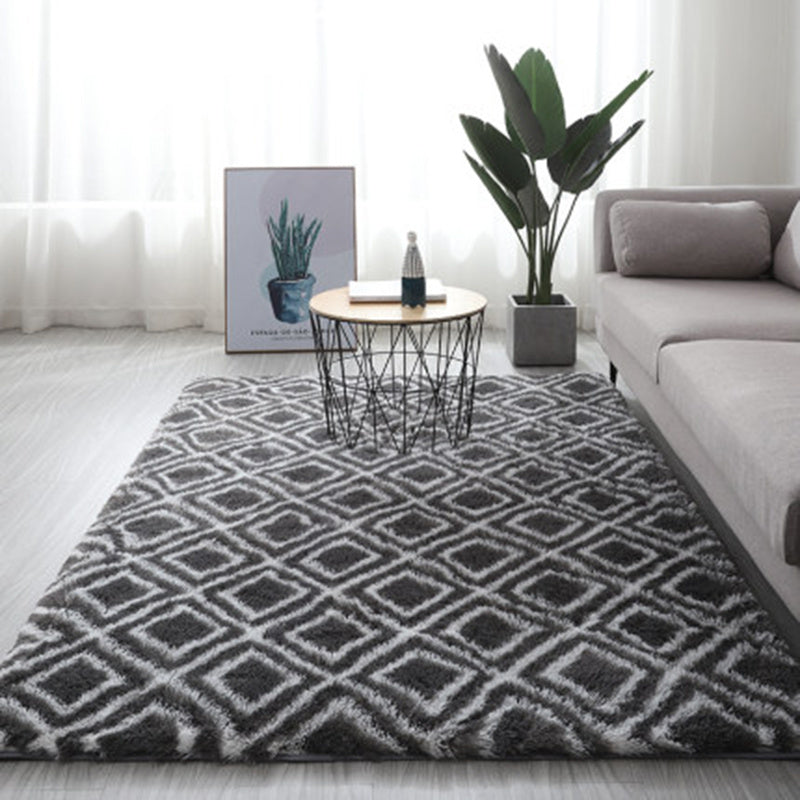 Gradient Tie-Dyed Area Rug