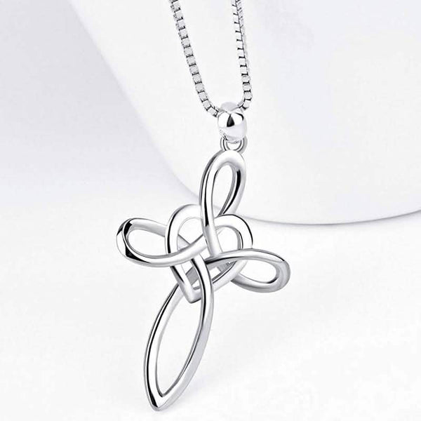 Lovely Sterling Silver Cross Pendant Necklace