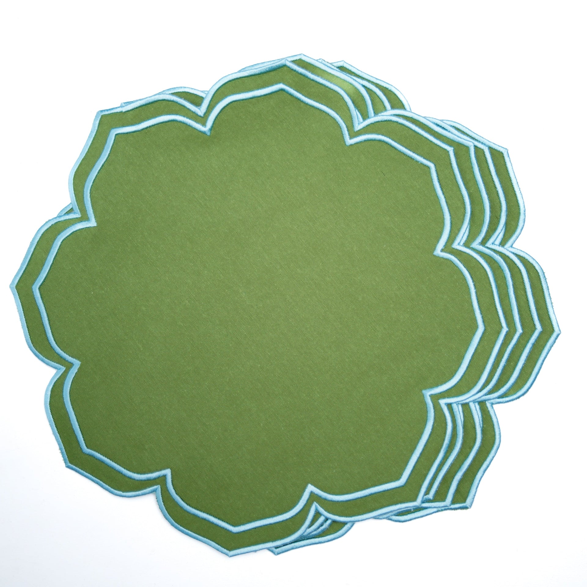 SPRING TABLE DECOR – LUMERA GREEN ROUND FABRIC PLACEMAT