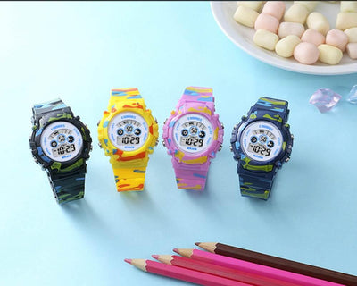 Luminous Camouflage Kids Watches LED Colorful Flash Digital Waterproof Alarm Date Week Digital Sport Watch For Boys Girls Kid Waterproof Electronic Multi Function Casual Outdoor Watches
