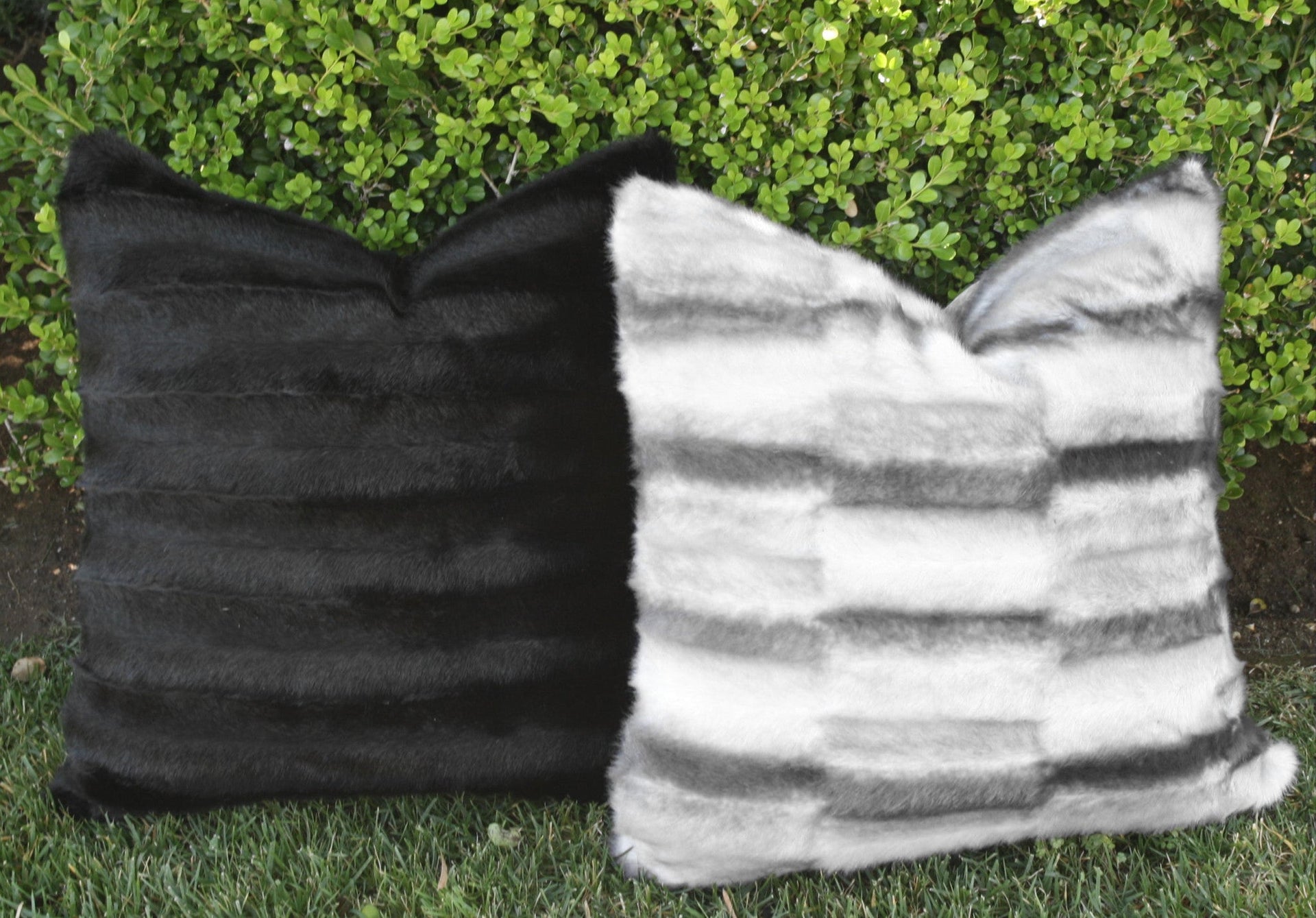 Fur Pillow 'Luxe Mink Black'