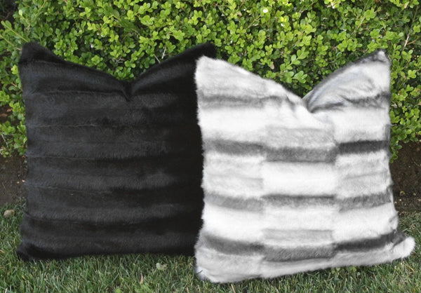 Fur Pillow 'Luxe Mink Black' - Gifts for You 'n Me