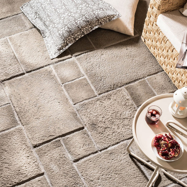 Sienna Ash Gray Manufactured Stone Pavers Pattern F01AS - Livfloors Collection