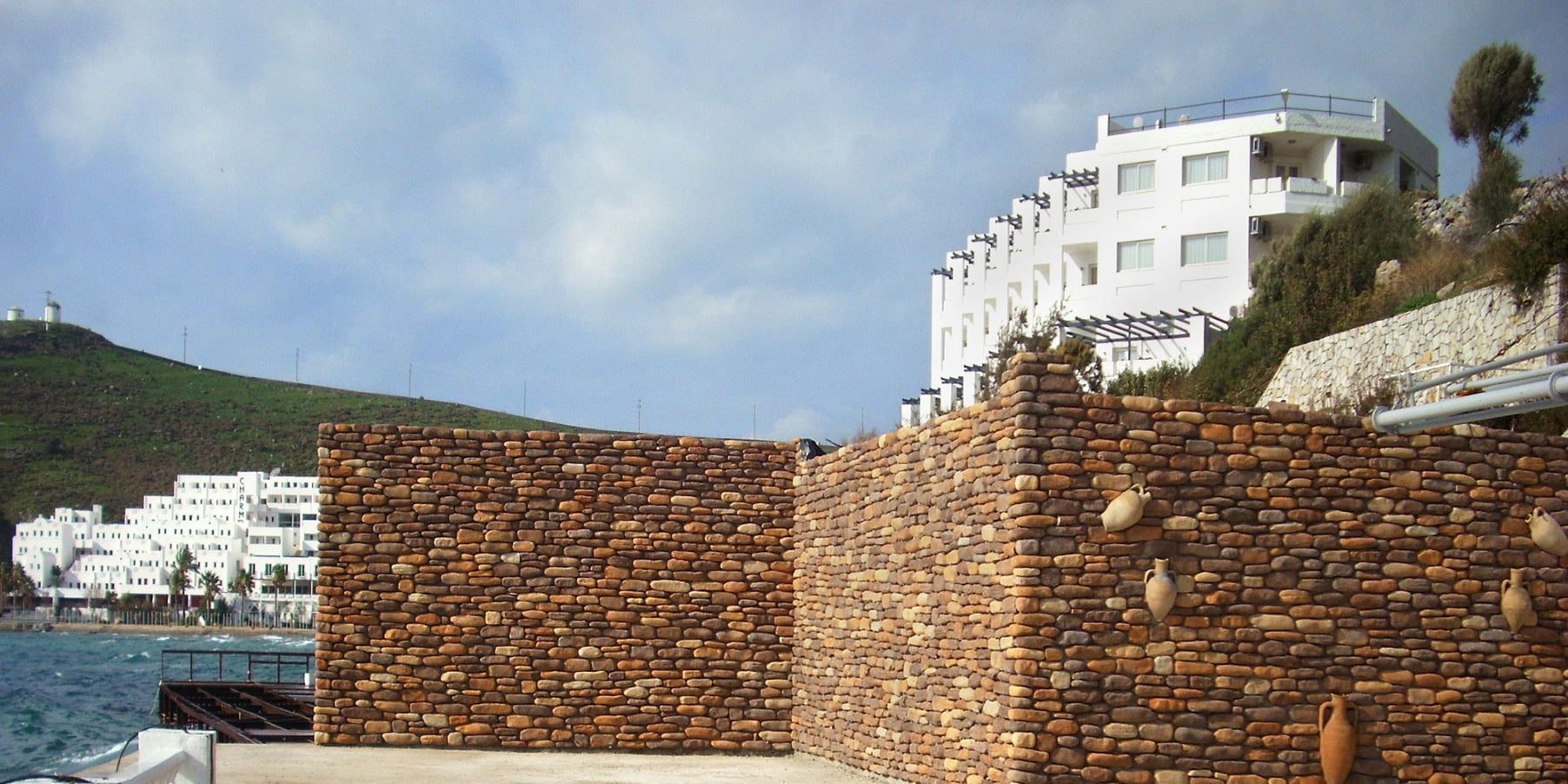 Volga Slate Look Manufactured Stone Handmade Veneer - Livfloors Collection