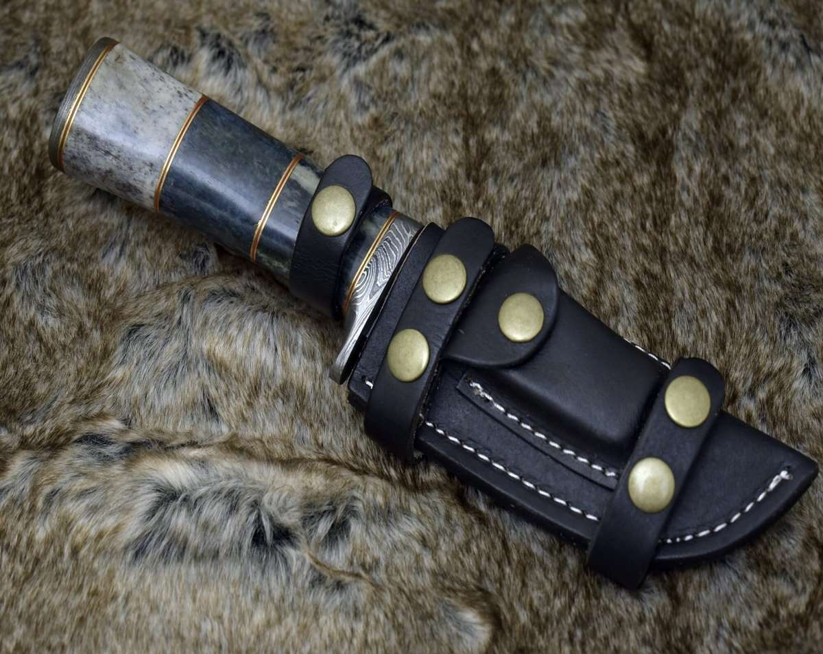 Massacre Hunting Knife with Bone Handle